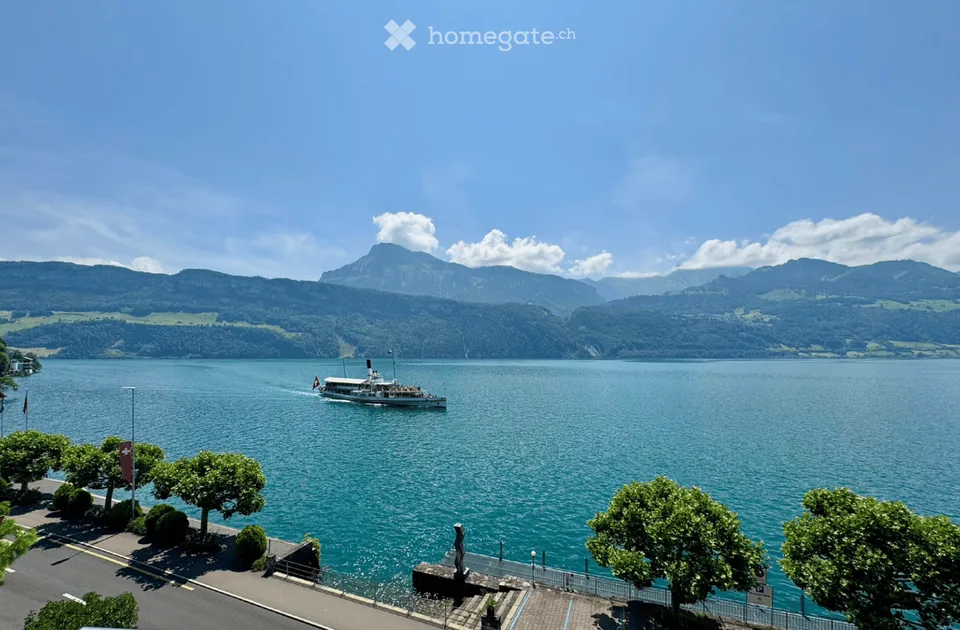 Exklusive 4.5-Zimmer-Attikawohnung in Gersau - mit Panoramablick auf den Vierwaldstättersee