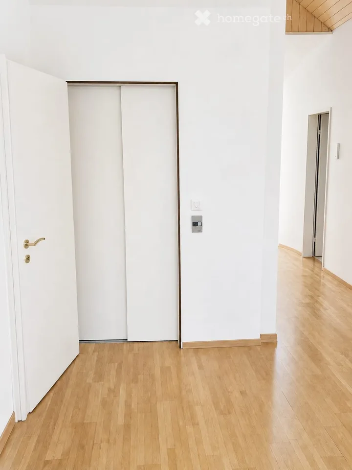 Appartement attique exclusif 4.5 pièces à Gersau - avec vue panoramique sur le lac de Vierwaldstättersee