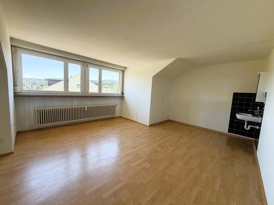 Gemütliche Mansarde im Dachgeschoss in Liestal