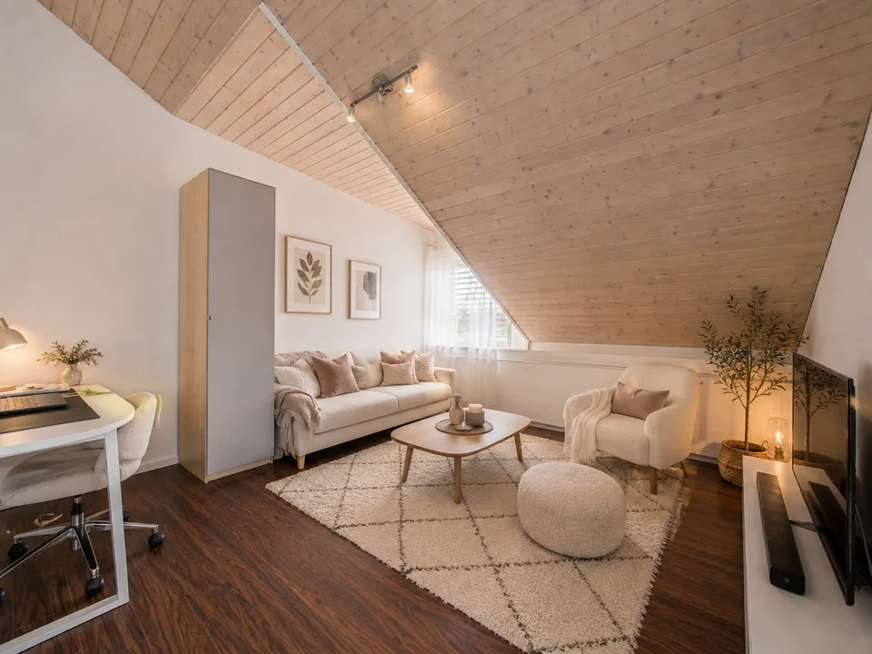 A Home to Feel Good - 6.5-Room Semi-Detached House in Oftringen