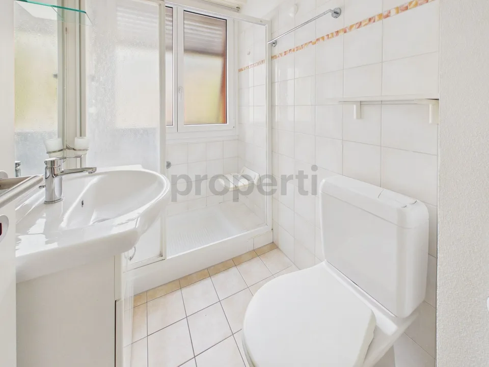 Appartement élégant rénové avec balcon