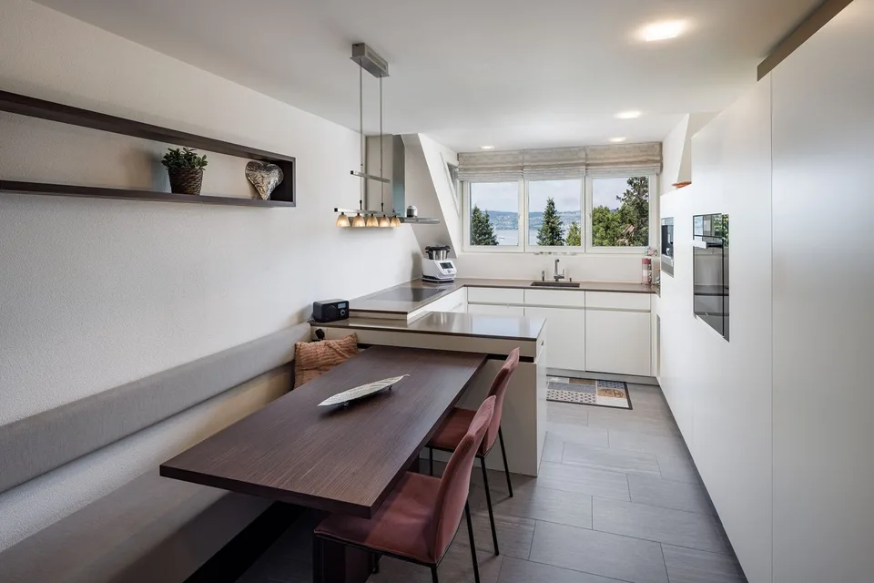 Appartement en Duplex de 6,5 Pièces en Attique