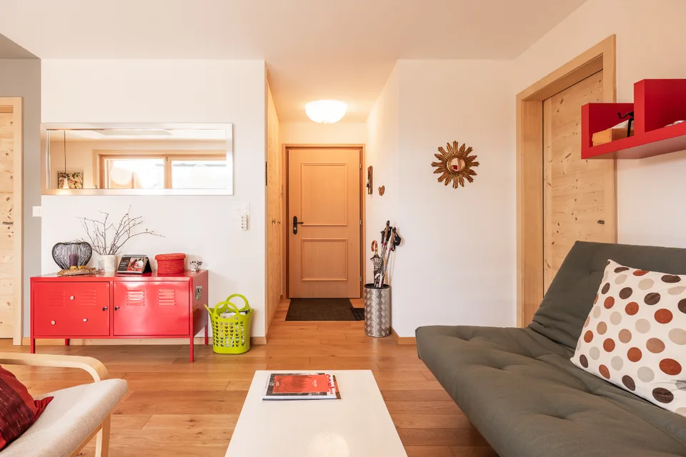 Moderne 2½-Zimmer-Wohnung mit großem Balkon