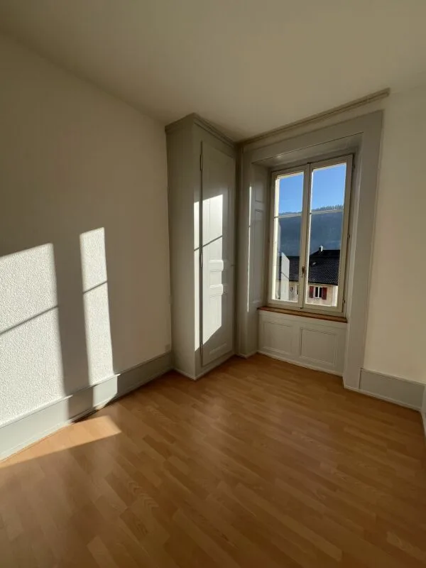 St-Imier, bel appartement de 3 pièces avec grande cuisine agencée