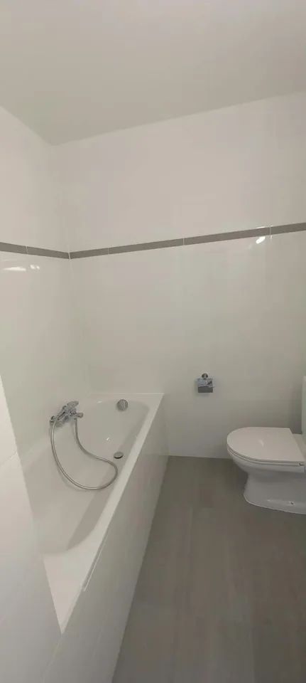 VERSOIX - Bel appartement de 4,5 pièces au 5ème étage avec balcon