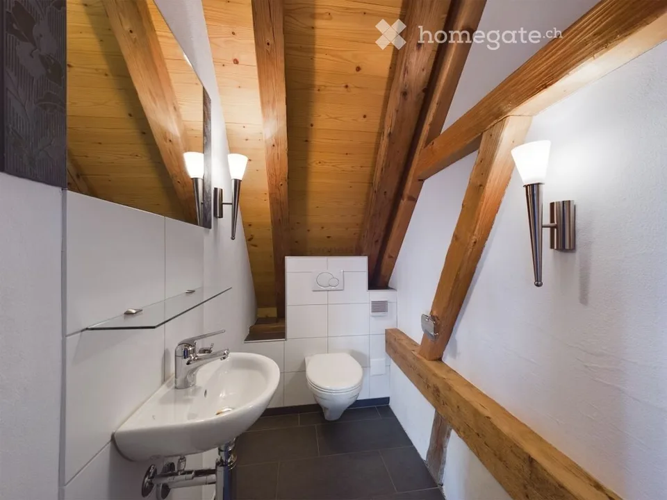 Charmante 4.5-Zimmer-Wohnung in historischem Landhaus in Lanterswil