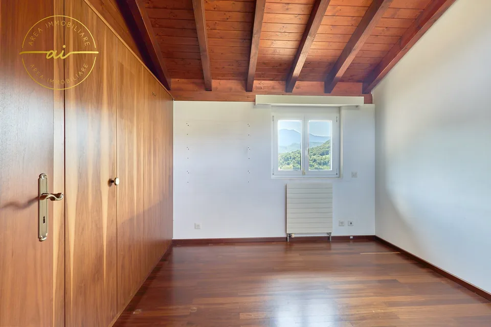 Villa mit separatem Studio und wunderschönem Garten