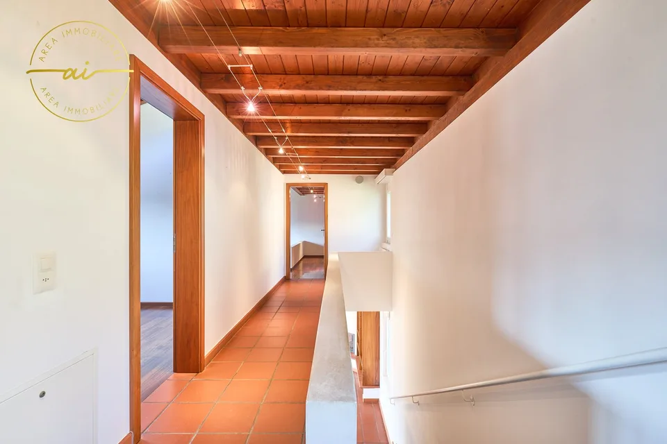 Villa mit separatem Studio und wunderschönem Garten