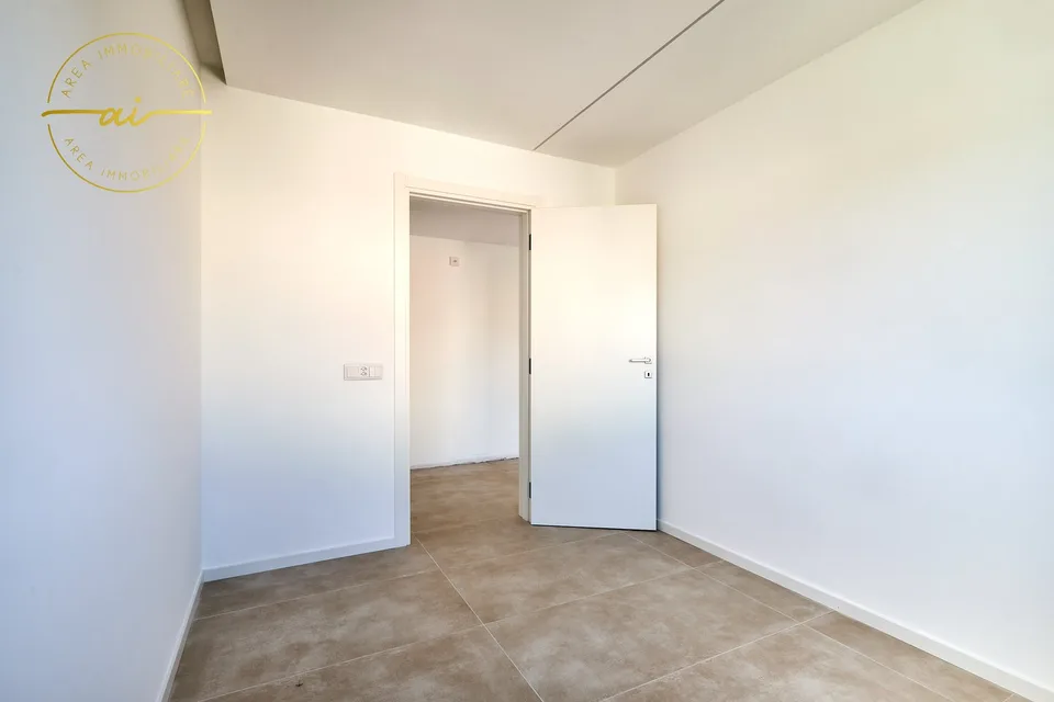 Nouvel appartement 3.5 pièces avec jardin à Balerna N1