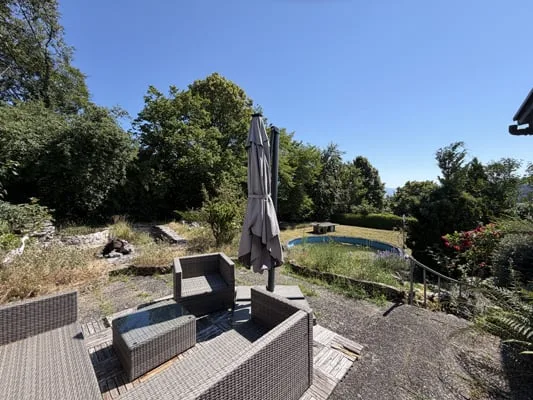 Villa de 5,5 pièces idéalement situé sur une magnifique parcelle