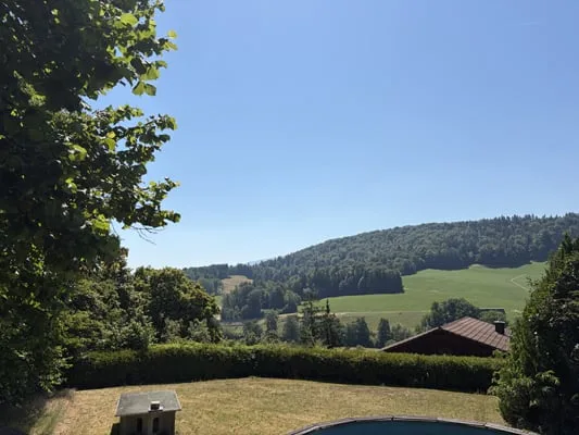 Villa de 5,5 pièces idéalement situé sur une magnifique parcelle
