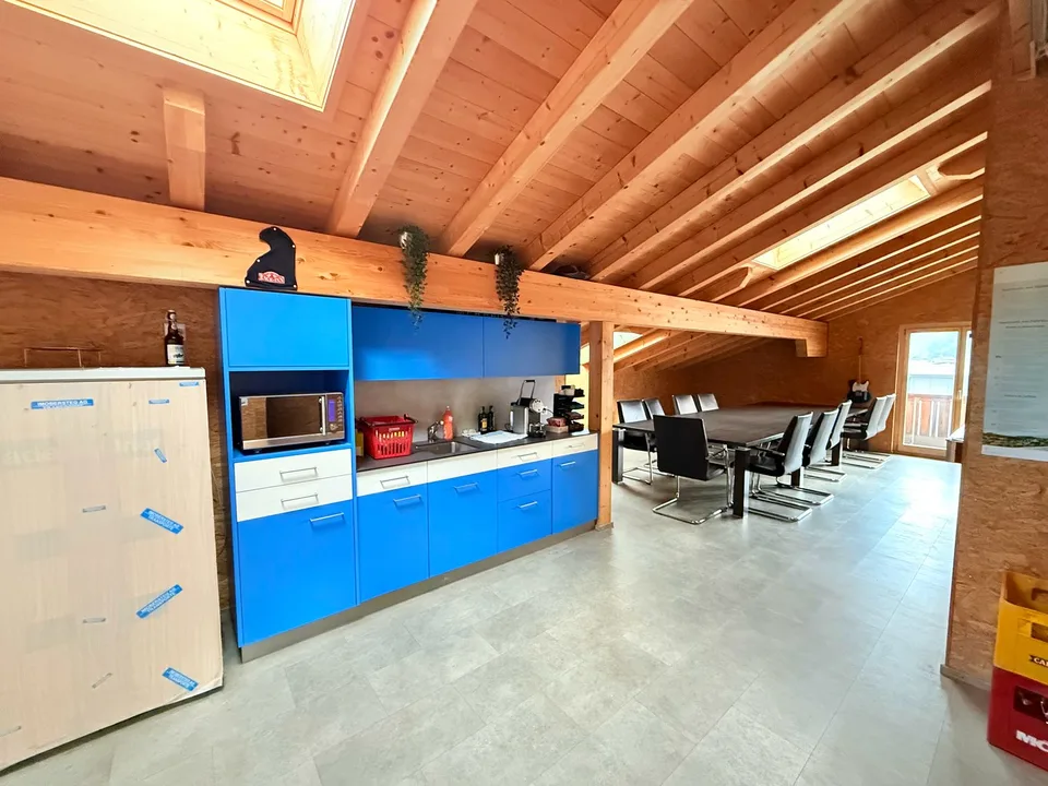 Modernes Büro zu Vermieten / Preis inkl. Strom