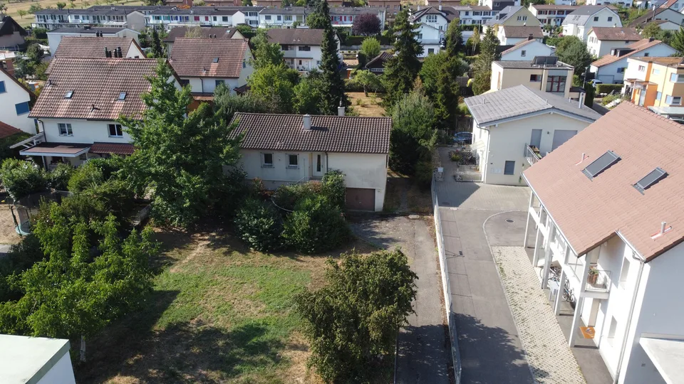 Bauland mit Entwicklungspotenzial auf 1'451 m2 Grundstücksfläche
