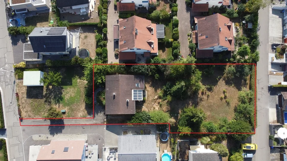 Bauland mit Entwicklungspotenzial auf 1'451 m2 Grundstücksfläche