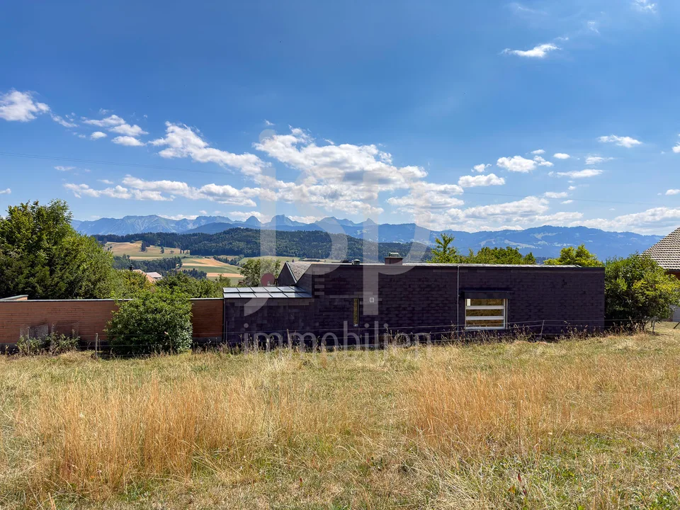 7 Bedroom Single-Family House with Breathtaking Panorama – photo 1 of 29