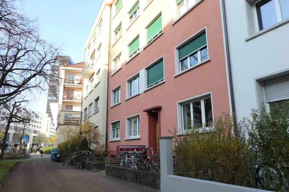 Nähe Messe und Wettsteinplatz - freundliche 3 Zimmerwohnung in Basel