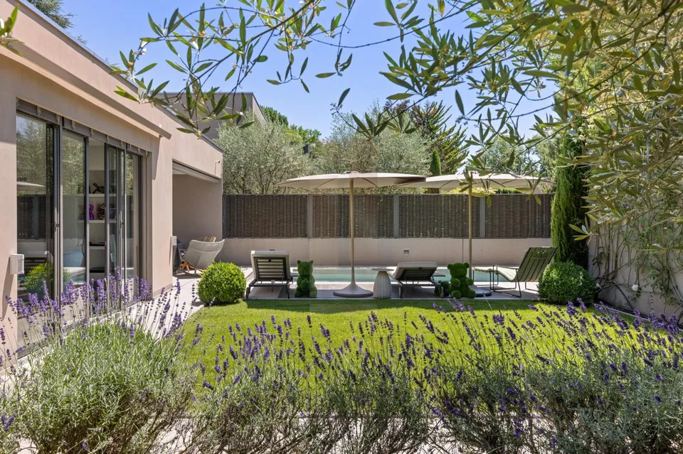 Exclusivité: Magnifique villa contemporaine, clé en mains
