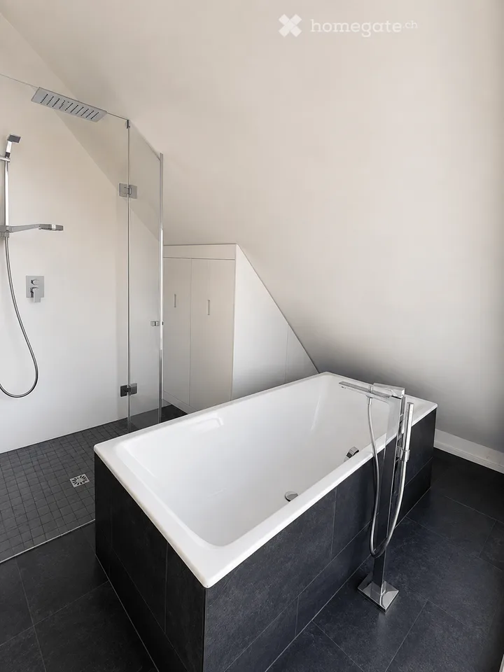 Habitation exclusive sur 2 niveaux – appartement loft exceptionnel de 1,5 pièces avec terrasse & climatisation