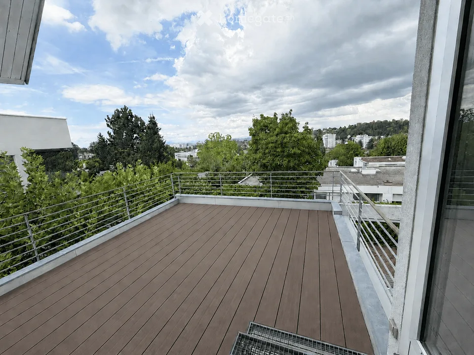 Habitation exclusive sur 2 niveaux – appartement loft exceptionnel de 1,5 pièces avec terrasse & climatisation