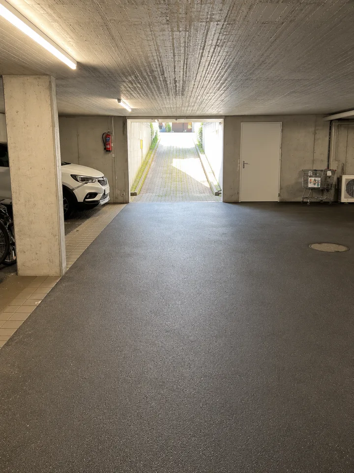 Einstellhallenplatz in Kappelen