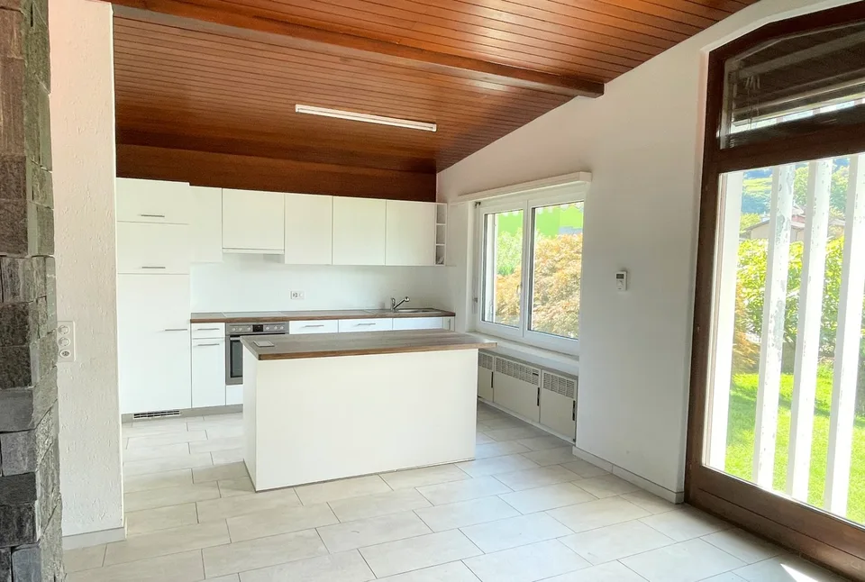 House on a single main level with large land in a quiet area