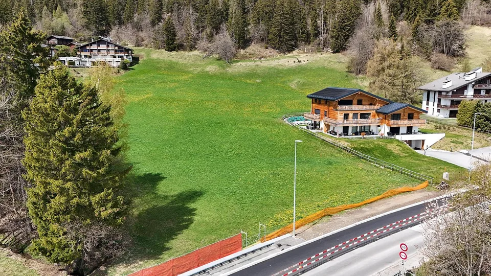 Luxury 3.5-room attic apartment in the heart of Crans-Montana