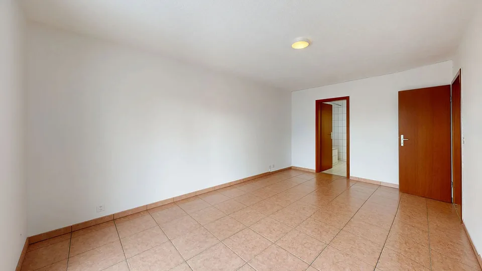 Familienfreundliches 5.5-Zimmer-Reiheneckhaus mit Einstellhallenplatz – Foto 7 von 26