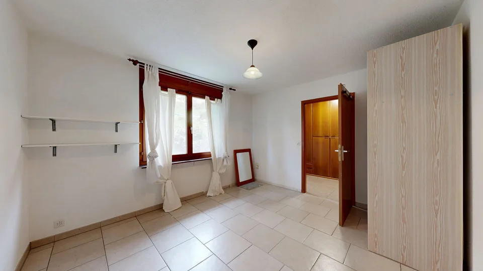 Family-friendly 5.5-room row house with parking space