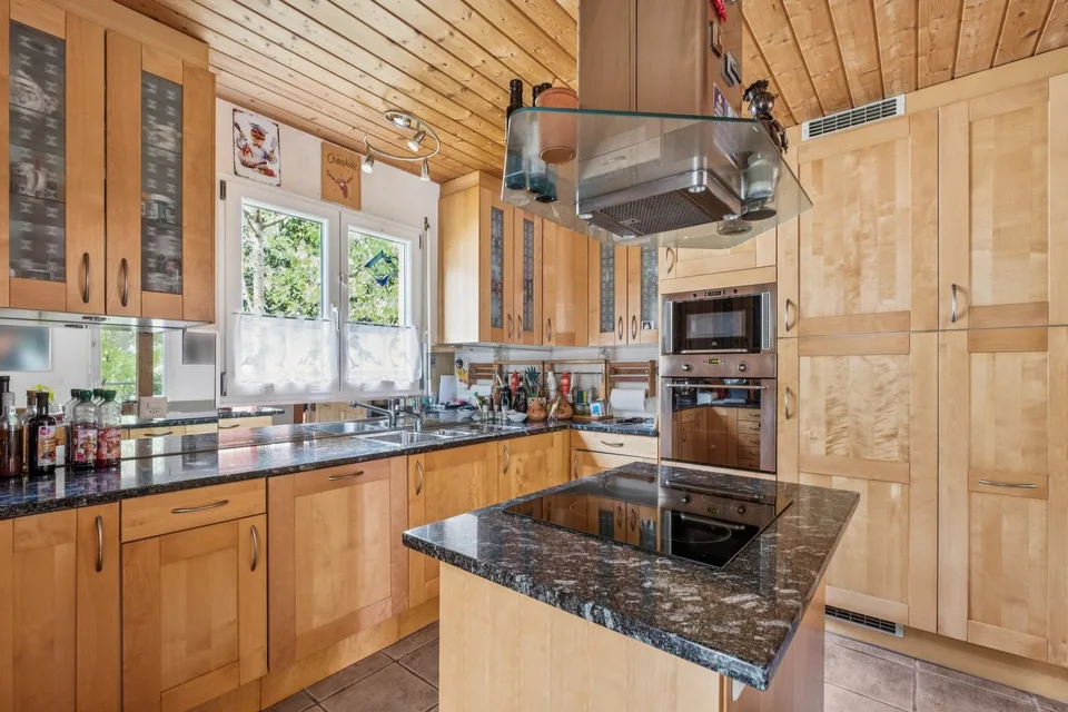 Detached living with 160 m², garden and far-reaching views