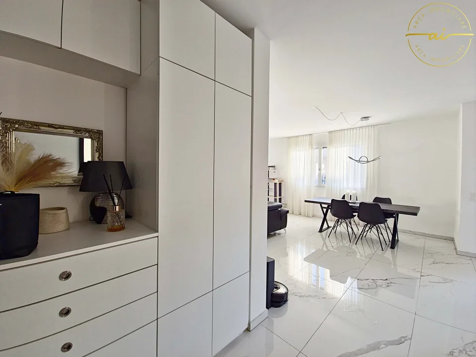 Elegante et lumineux 4.5 pièces avec jardin privé à Viganello