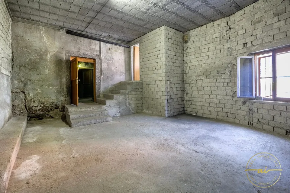 Detached house in a wonderful location in Osogna