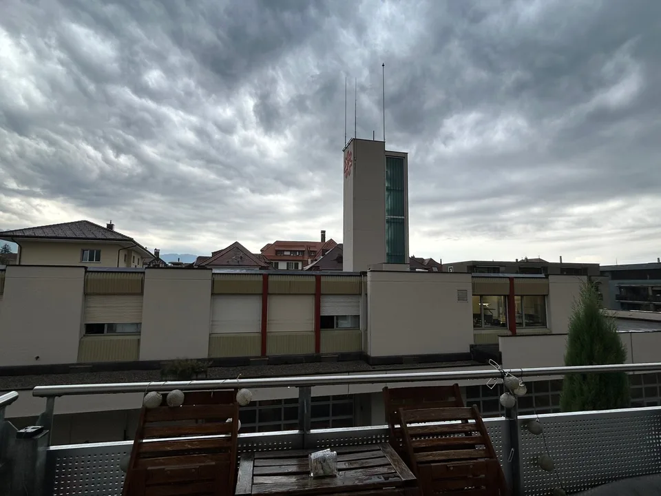 Urbanes Wohnen mit Weitblick: Helle 3.5-Zimmerwohnung im Herzen von Thun
