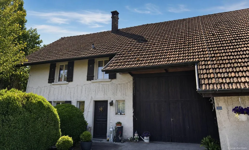 Wohnhaus mit Scheune