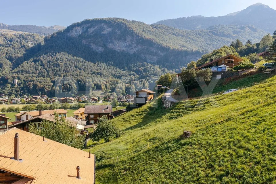 Baulandparzelle in Willigen Wohnen an sonniger Hanglage mit Weitblick