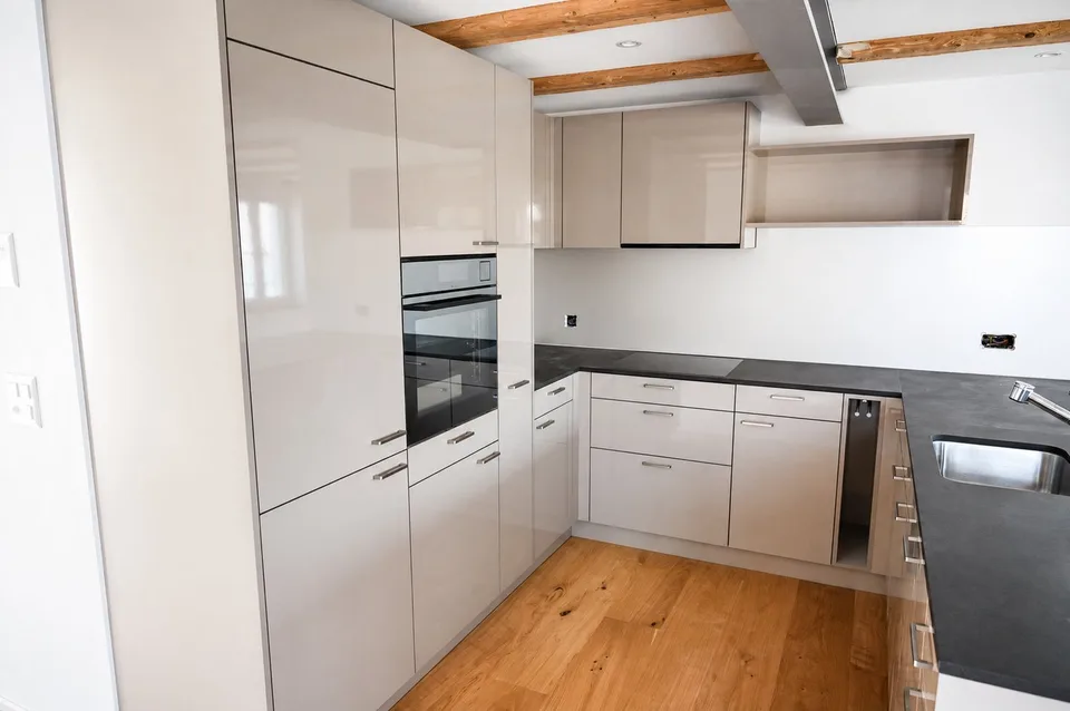 Incantevole appartamento maisonette 2.5 locali a Ebertswil – disponibile da settembre 2026