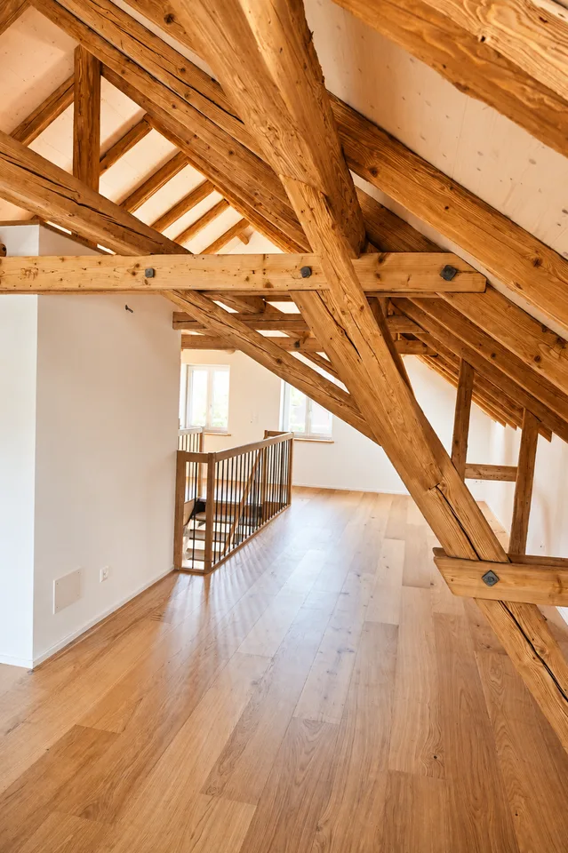 Incantevole appartamento maisonette 2.5 locali a Ebertswil – disponibile da settembre 2026