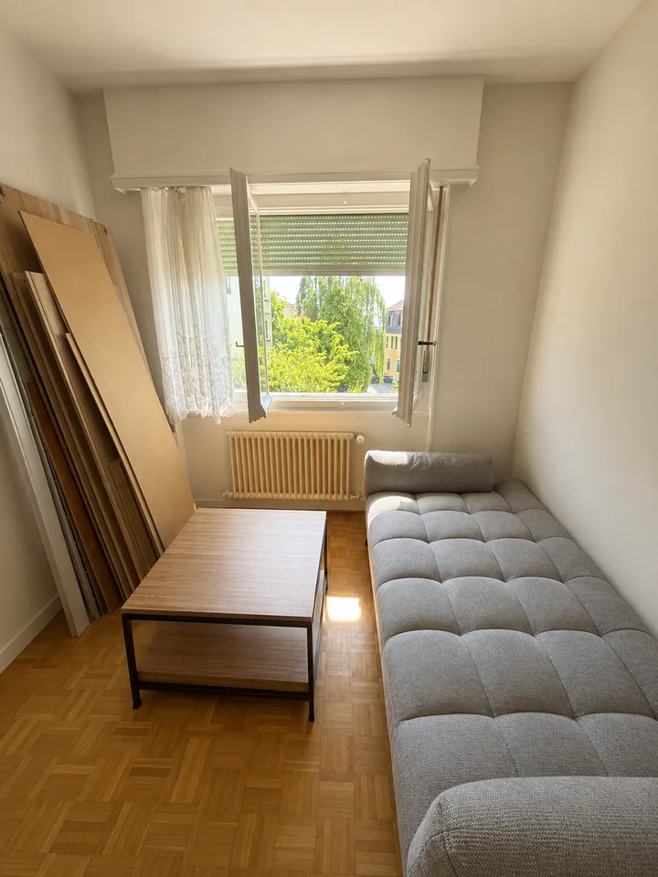 Appartement 3 pièces lumineux au rez-de-chaussée surélevé à Lausanne