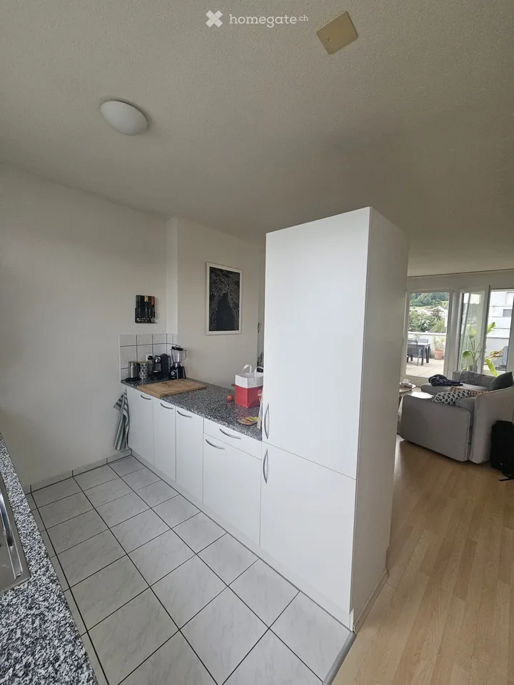 Charmante 3.5-Zimmer-Maisonette-Wohnung mit Balkon und Weitsicht in Zürich-Affoltern