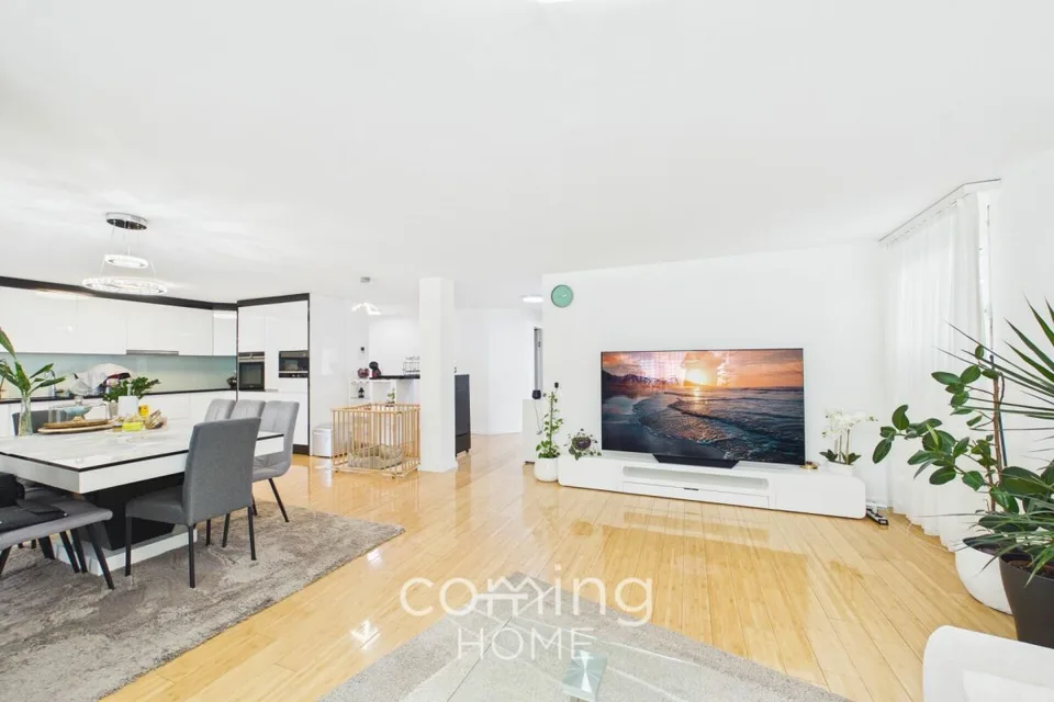 Appartement moderne de 5.5 pièces à Viège - situation calme et ensoleillée