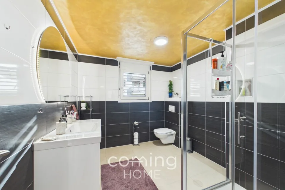 Appartement moderne de 5.5 pièces à Viège - situation calme et ensoleillée