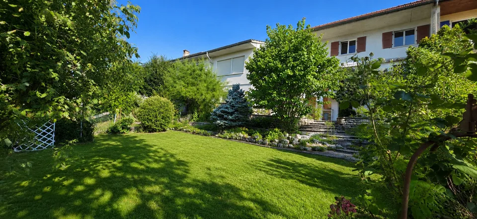 À deux pas de la vieille-ville, une maison à réinventer