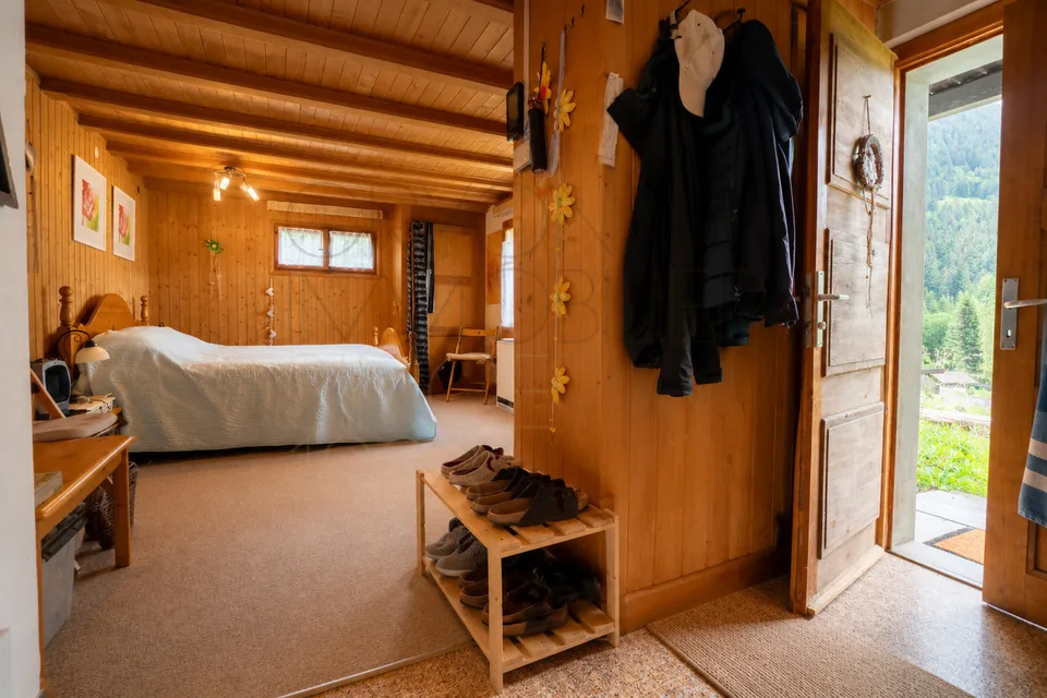 Chalet de 4,5 pièces à rénover à Gryon, vue et calme