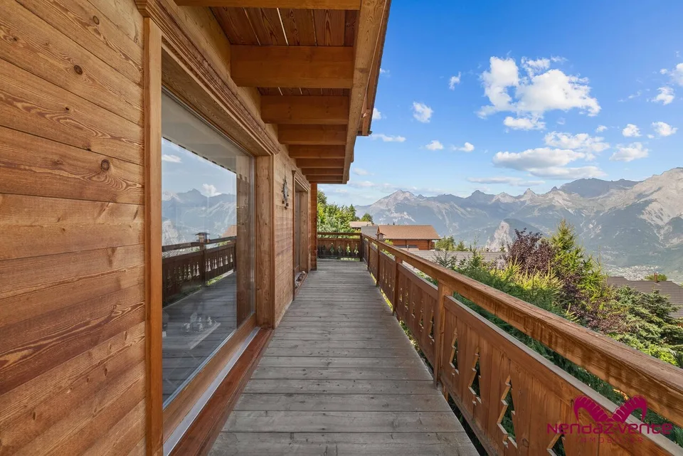 Magnifique chalet 5,5 pièces vue imprenable vente aux étrangers