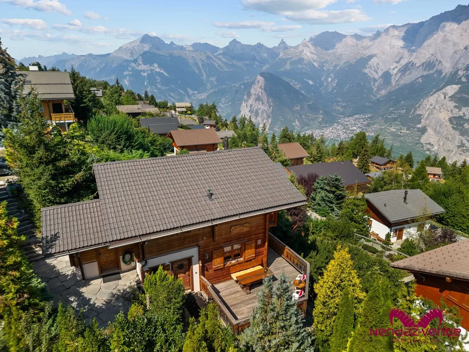 Magnifique chalet 5,5 pièces vue imprenable vente aux étrangers