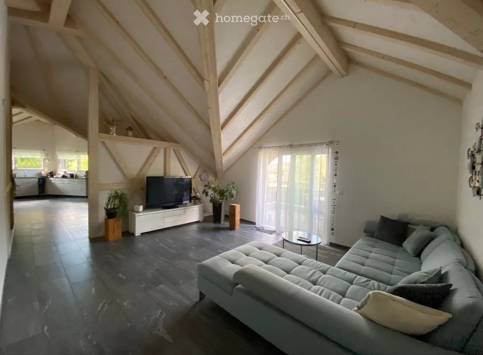 Traumhafte 5.5-Zimmer-Dachwohnung mit herrlicher Aussicht