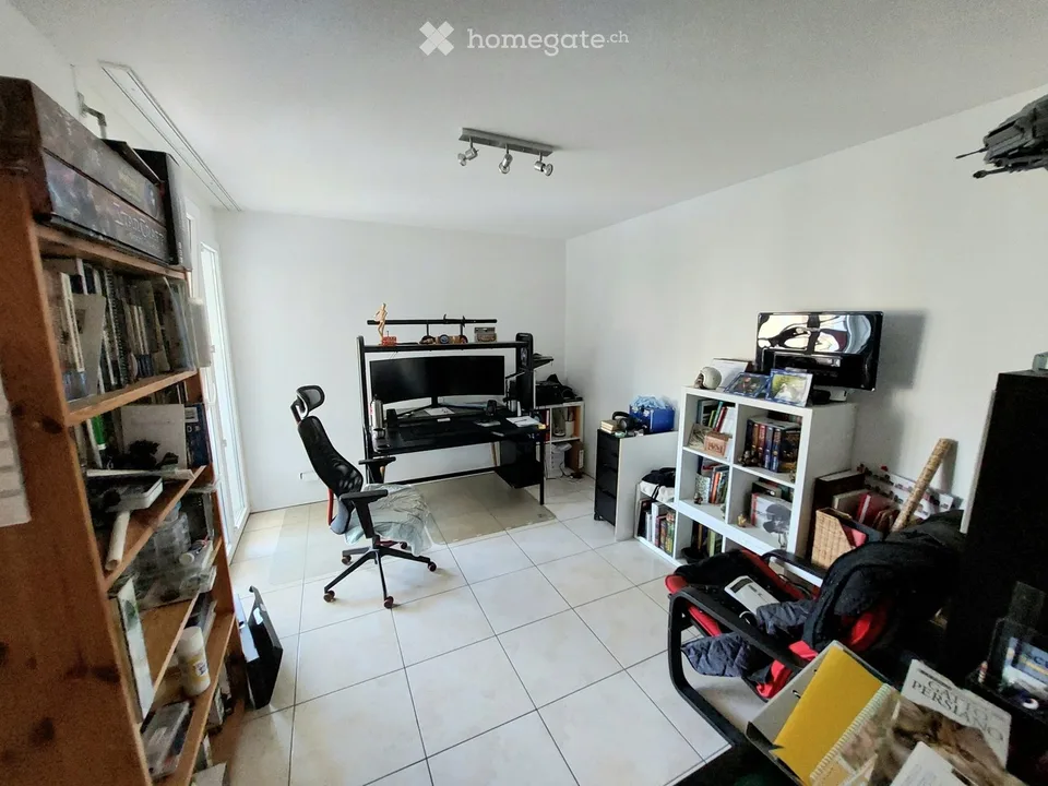 Wohnungssuchende für 4,5-Zimmer-Wohnung, 120m² ab 1.9