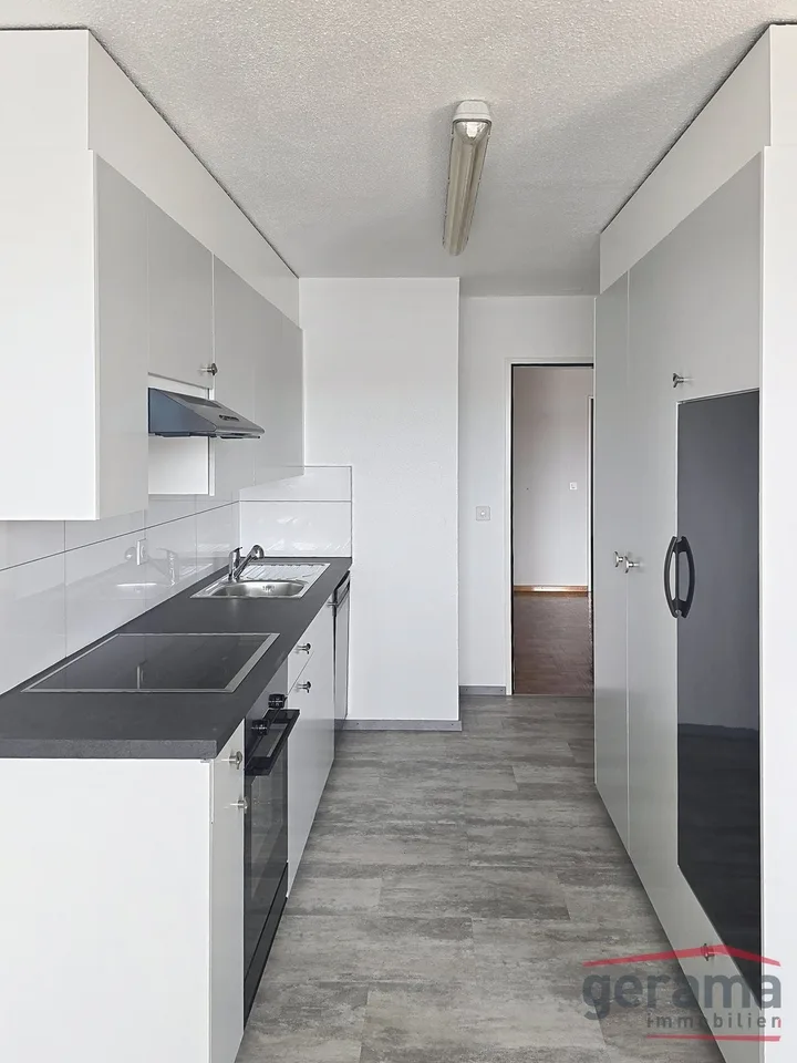 Charmante 3.5 Zimmer-Wohnung in Schmitten