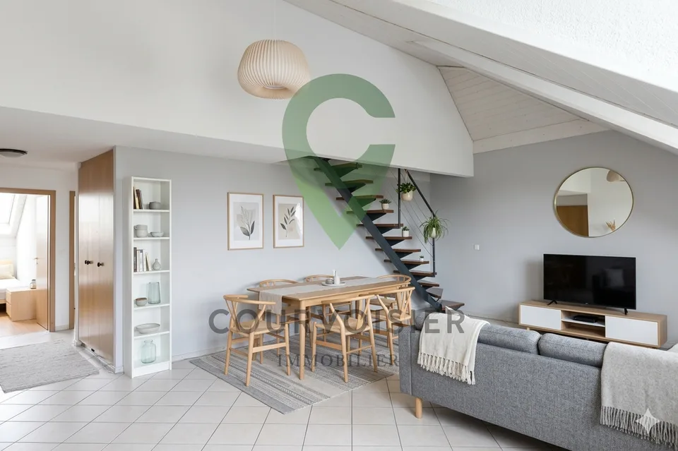 DUPLEX DE 5.5 PIECES DANS PETITE COPROPRIÉTÉ