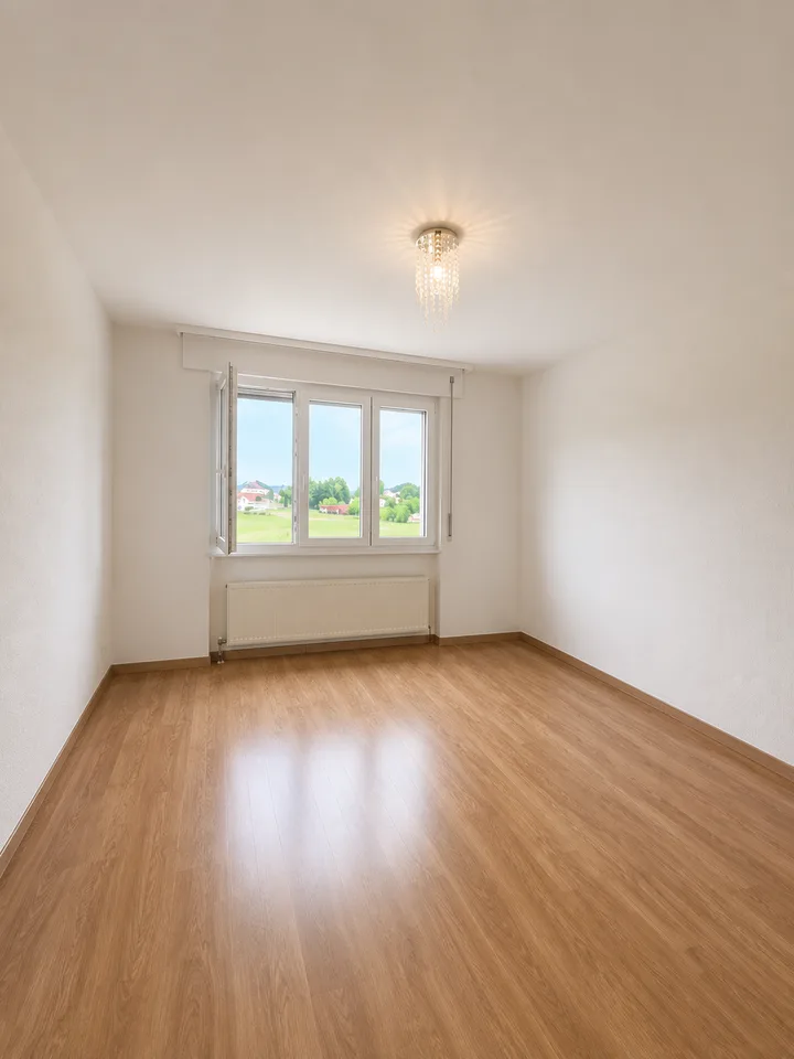 Charmanter Apartment mit 3.5 Zimmern, Balkon und freier Sicht in Villaraboud