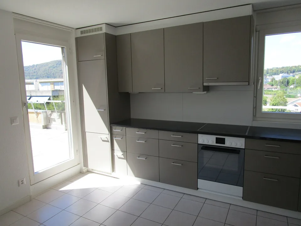 5.5-Zimmer-Attikawohnung mit Terrasse und Weitsicht in Oftringen